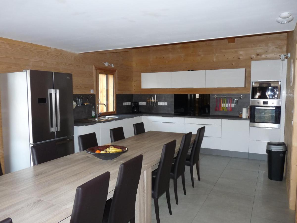 Les Petites Marmottes Villa Vaujany Exterior photo